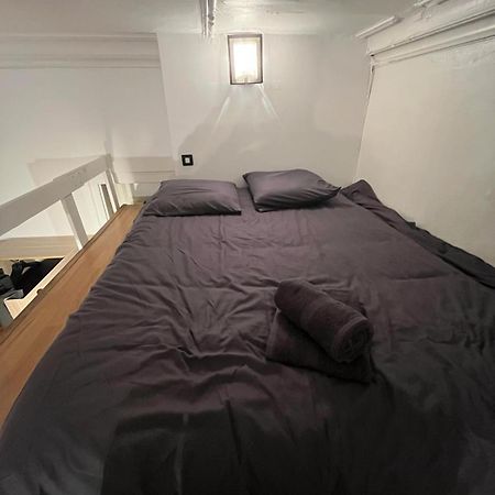 Bel Appartement Avec Mezzanine En Plein Centre De بوردو المظهر الخارجي الصورة